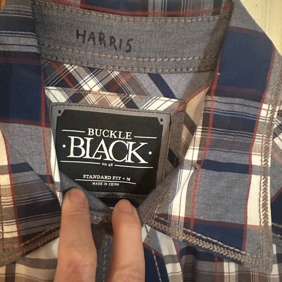 Men’s Buckle Black shirt - Picture 2 of 4